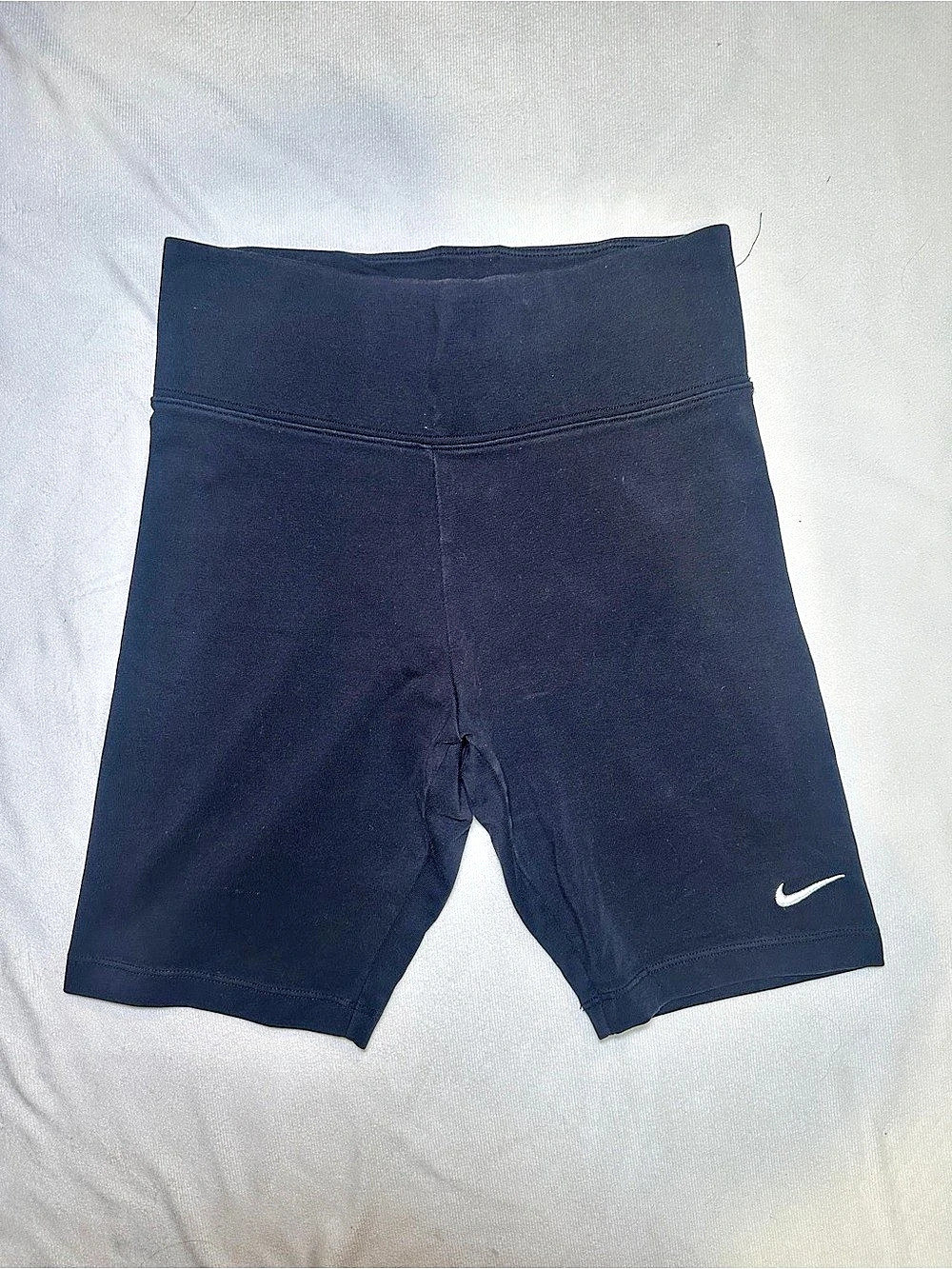 Nike Black High Waisted Biker Shorts Size Small Swoosh